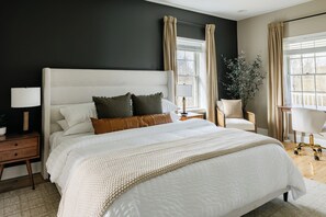 6 chambres, fer et planche à repasser, Wi-Fi, draps fournis