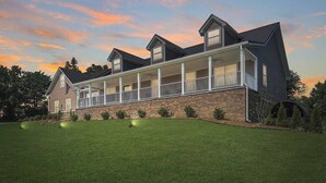 Exterior - Backroads and Barrels Bourbon Trail Retreat (Salvisa)