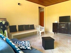 Living area - Villa sea view, private pontoon, Villa Libel'ulle (Le Robert)