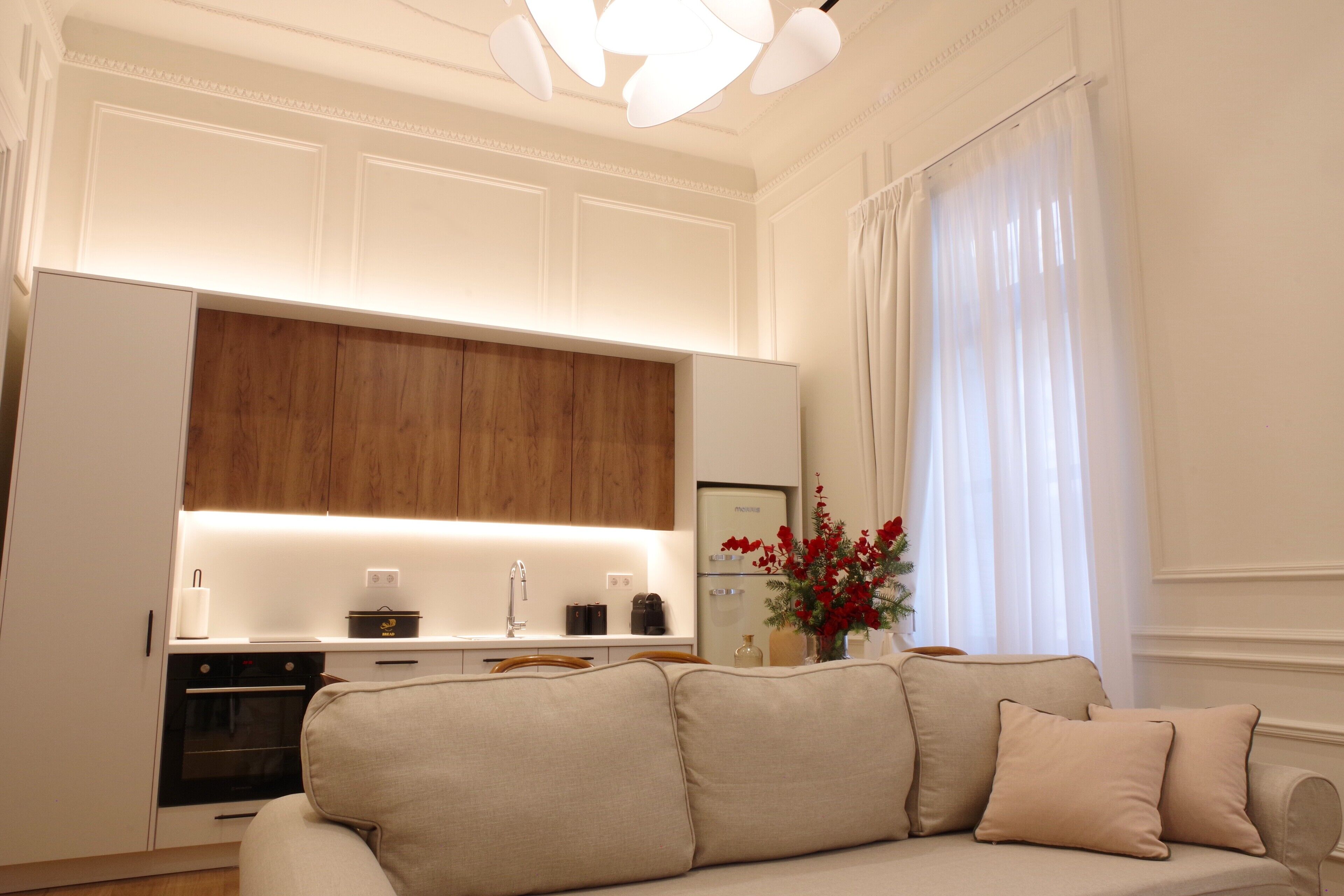 Deluxe Apartment, Balcony | Private kitchen