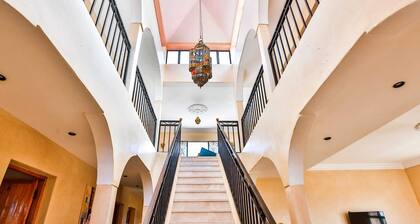 Peaceful family-friendly private villa with pool