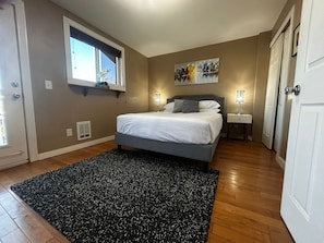 3 chambres, fer et planche à repasser, Wi-Fi gratuit, draps fournis