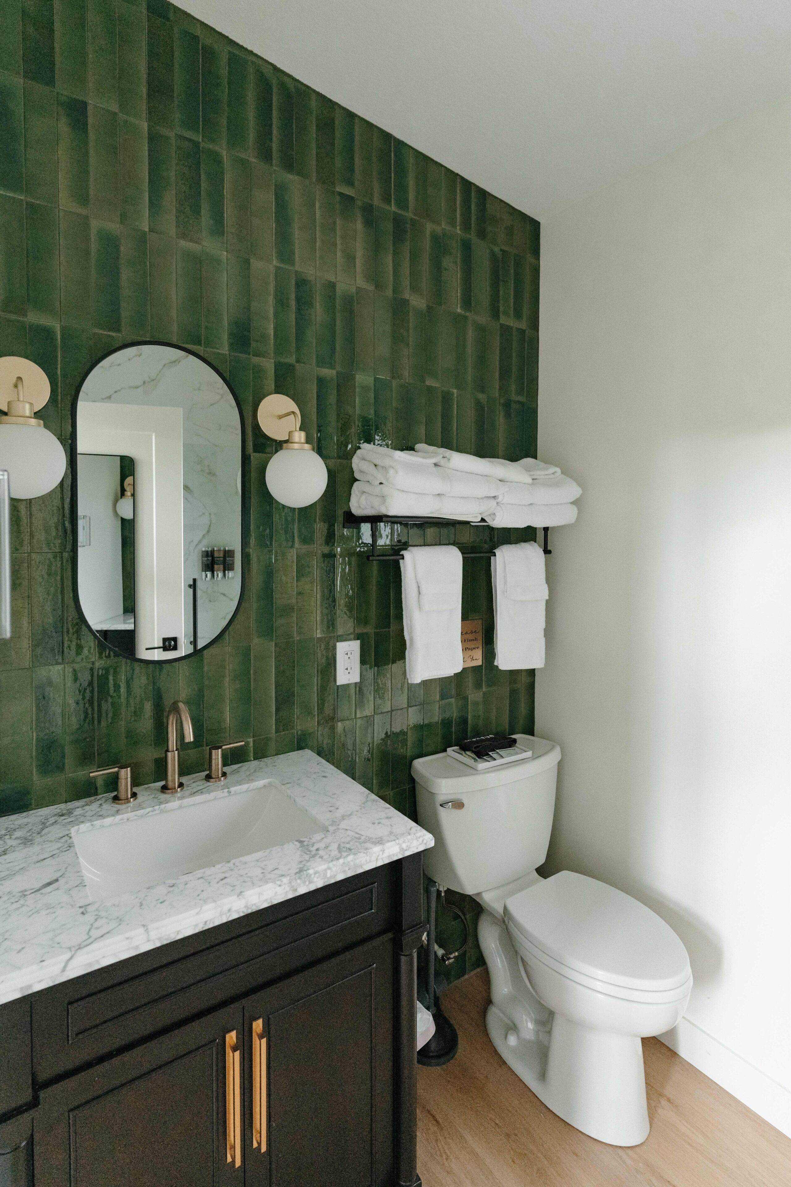 淋浴设施、吹风机、毛巾