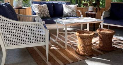 Cottage w/ hot tub 15min to Windham & Catskill