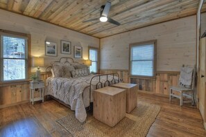 3 chambres, bureau, lit de bébé portatif, accès au Wi-Fi (inclus)