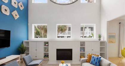 Sleeps 18! Pool, Hottub, Game Room, Blocks to Beach Vilano Villa by Avantstay