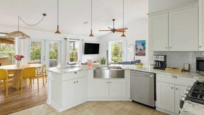 Rumah (4 Bedrooms) | Interior