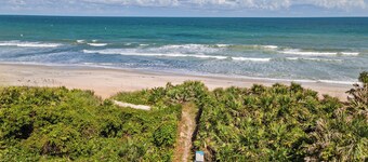 Beach Retreat w/ Putting Green, Hot Tub, 2 Free Bikes Golden Hour by Avantstay