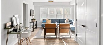 Modern Renovated Suite in Riverside 