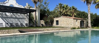 Guesthouse in Aix-en-Provence · ★4.85 · 1 bedrooms · 2 beds · 1 baths