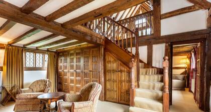 Kirdford Farmhouse - Cinco Habitaciones Villa, Capacidad 10