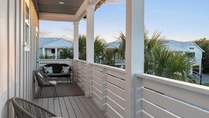 House (Multiple Bedrooms) | Bahagian dalam