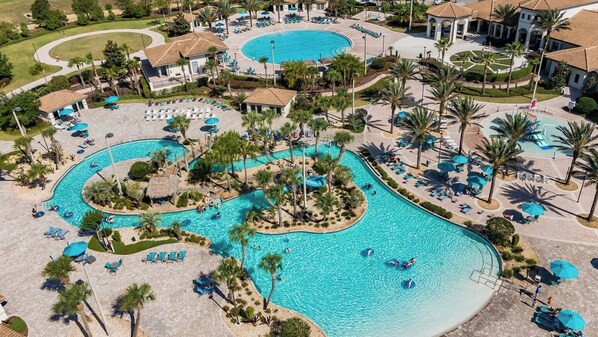 Interior - Sleeps 16! 8bdr Kid Haven w/ Pool & Arcade Orlando Resort Retreat by Avantstay (Davenport)