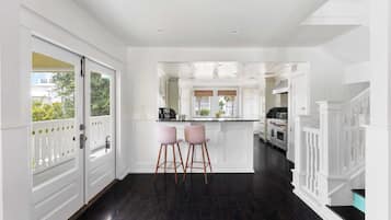 Maison (5 Bedrooms) | Intérieur