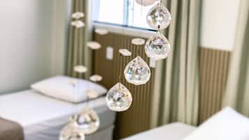 Suite – premium | Skrivebord for bærbar PC og wi-fi (inkludert)