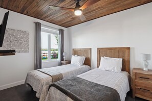 3 bedrooms, iron/ironing board, WiFi, bed sheets - Chalet Le Loukate (Larouche)