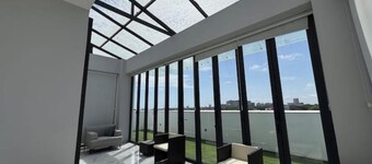 2-Floor, 2 Bd Penthouse w/ Panoramic View of Osu