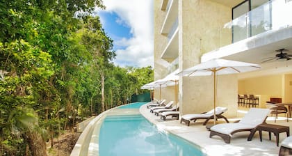 PH Condo Rooftop / Private Jacuzzi