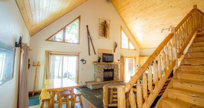 Bemidji Lakefront Getaway - Private Beach & Resort Amenities