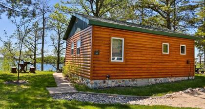 Bemidji Lakefront Retreat - Sunset Views & Prime Fishing Location