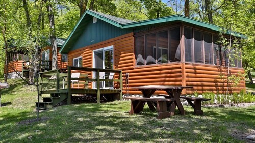 Classic Minnesota Lakefront Cabin - Private Beach & Resort Amenities