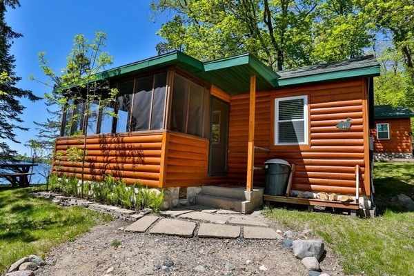 Cabin_6