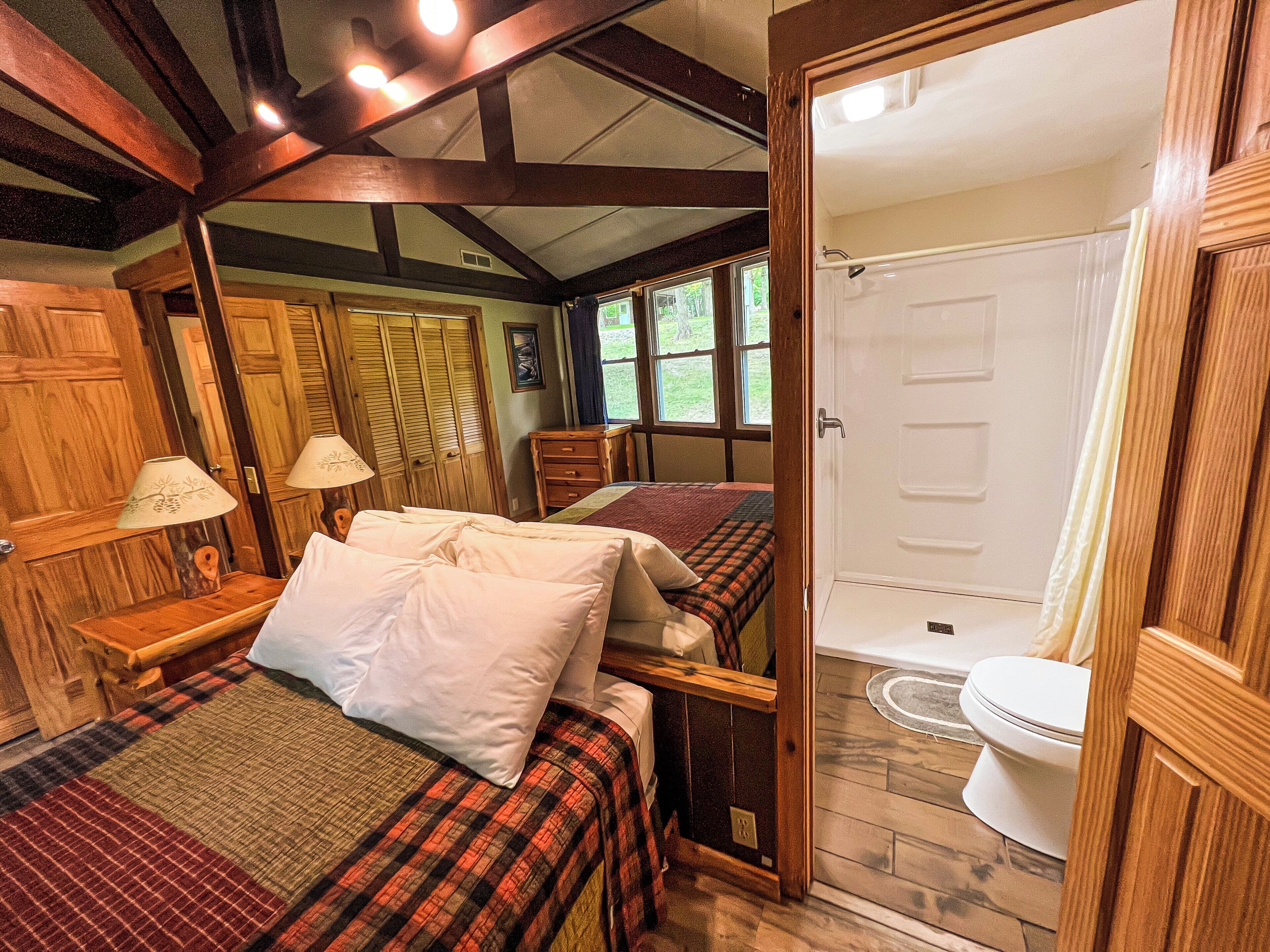 3 bedrooms, WiFi, bed sheets, wheelchair access