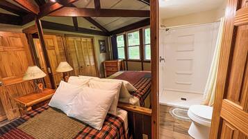 3 bedrooms, WiFi, bed sheets, wheelchair access