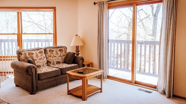 Smart TV, futbolito, tenis de mesa y libros 