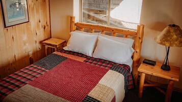 10 bedrooms, WiFi, bed sheets, wheelchair access