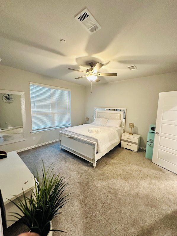 1 bedroom, iron/ironing board, free WiFi, bed sheets