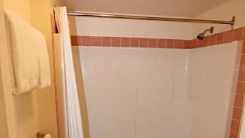 Combined shower/tub, hair dryer, towels, soap