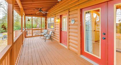 Hike, Boat & Explore: Mtn-View Hayesville Hideaway