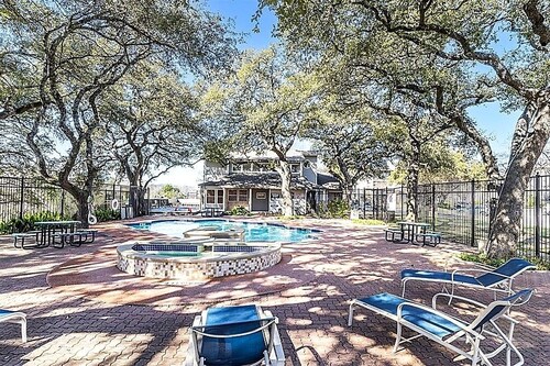 Modern 2BR 2BA near Domain - Q2 Stadium - SXSW  - Kalahari Resorts