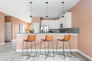 8 bedrooms - Orlando Resort Retreat Resort Home With Pool Arcade Kids Will Love (Davenport)