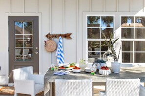 House | 7 bedrooms - Miramar Dream House Fully Stocked Home w Pool Hot Tub Near Beach (Miramar Beach)