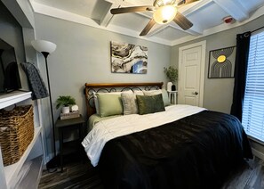 1 chambre, bureau, fer et planche à repasser, Wi-Fi