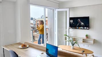Cortinas blackout, sistema de insonorización y wifi gratis