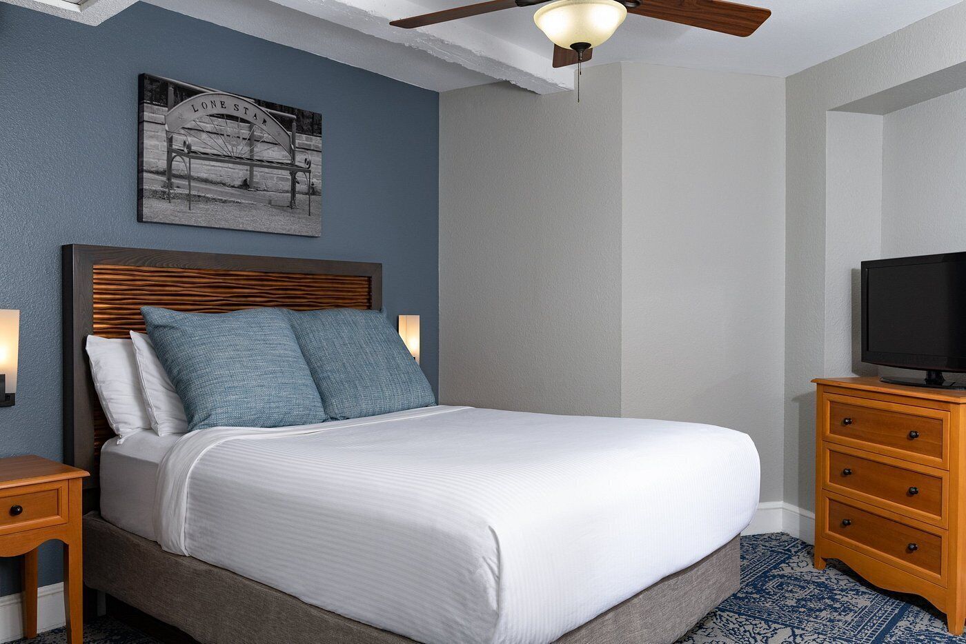 1 bedroom, in-room safe, WiFi, bed sheets