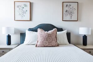 3 chambres, fer et planche à repasser, lit parapluie, Wi-Fi gratuit