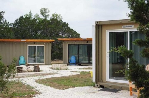 Elderberry Shipping Container Room