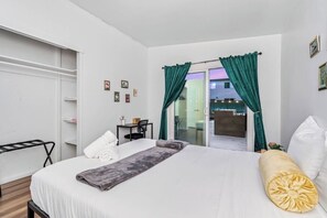 5 Schlafzimmer, Bügeleisen/Bügelbrett, WLAN, Bettwäsche
