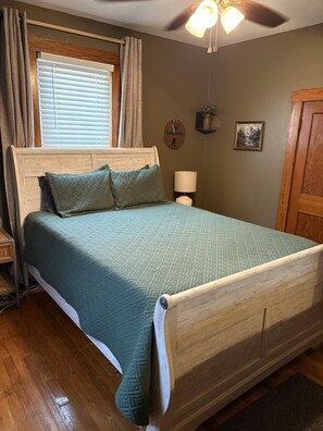 4 Schlafzimmer, Bügeleisen/Bügelbrett, WLAN, Bettwäsche