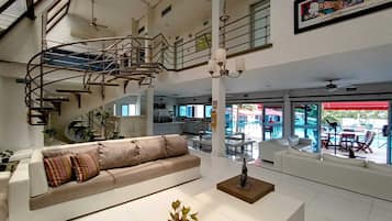 Family Room | Living area