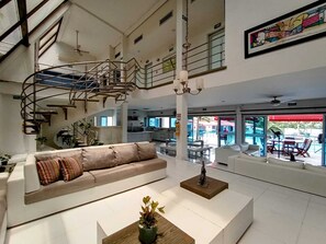 Family Room | Living area