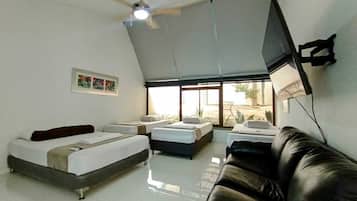 Family Room | In-room safe, blackout drapes, WiFi (free)