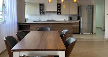 NearAirport 3Bdr ,Luxurious,secured & panoramic view Apartment