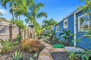 Miscellaneous - Zen 2br, 7 Min From Beach & Airport, Save Now! (Dania Beach)
