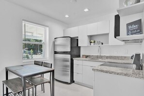 Floor plan - Charming Miami Getaway Near Beaches & Attractions (Hallandale Beach)