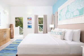 Junior Suite, 1 King Bed with Sofa bed, Garden View | In-room safe, iron/ironing board, free WiFi
